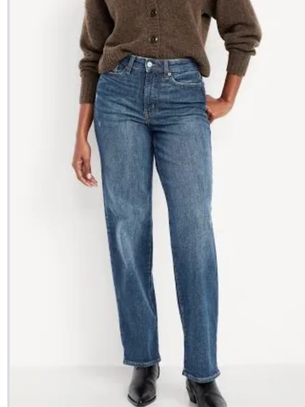 Old Navy High-Rise Straight-Leg Jeans in Medium Blue Wash